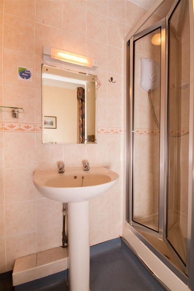 Travelrest Centre Seafront Hotel Bournemouth Ngoại thất bức ảnh